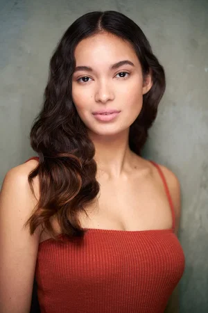  Dani Oliveros photo