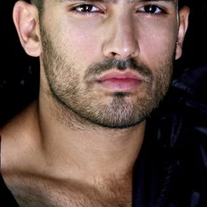Photo star :  Hadrian Howard