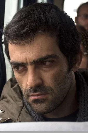  Reza Akhlaghirad photo