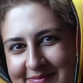 Photo star :  Zeinab Shabani