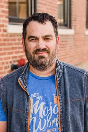  Shane Dax Taylor photo