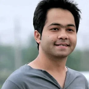 Photo star :  Sumit Gulati