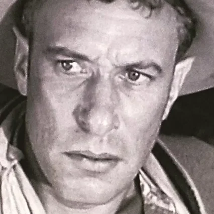  Mort Mills