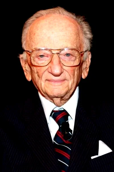  Benjamin Ferencz