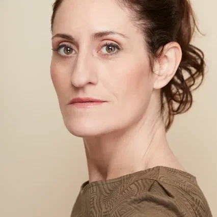  Laura Gómez-Lacueva