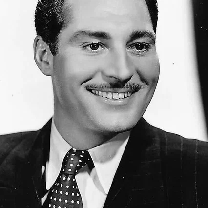  Alan Marshal