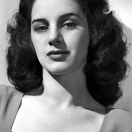  Marjorie Riordan