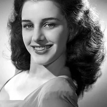  Marjorie Riordan