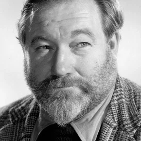 Photo star : James Robertson Justice
