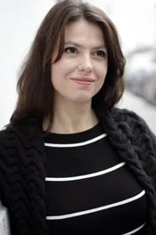  Laura Vasiliu