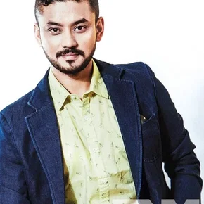 Photo star :  Karma Shakya