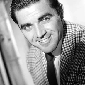Photo star : Steve Cochran