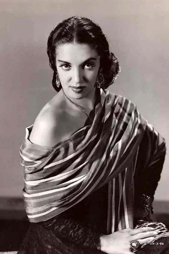 Katy Jurado