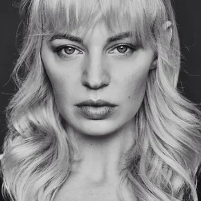 Photo star :  Chloe Farnworth