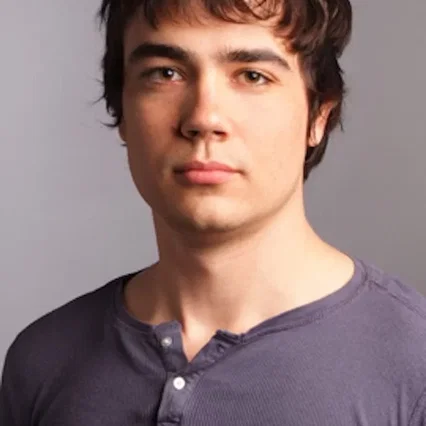  Yann Lesvenan