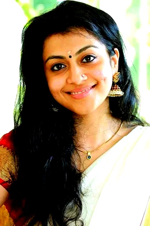  Shruti Ramachandran