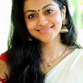 Photo star :  Shruti Ramachandran