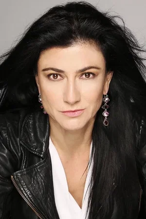  Leticia Huijara photo