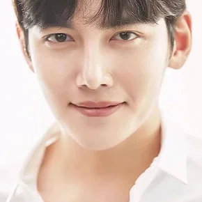 Photo star :  Ji Chang-wook