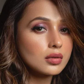 Photo star :  Mimi Chakraborty