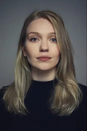  Natalie Mitson photo