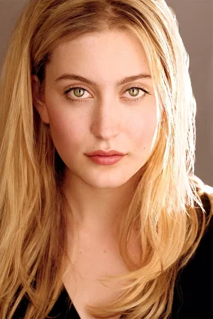  Olivia Macklin