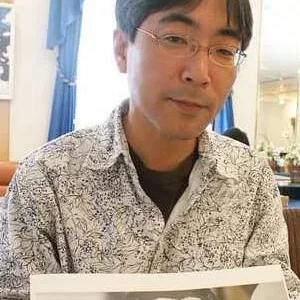  望月智充
