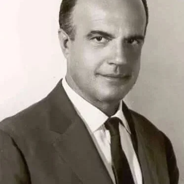  Dimitris Myrat