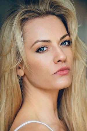Lucy Martin photo
