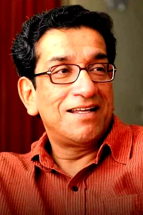  Sabyasachi Chakraborty