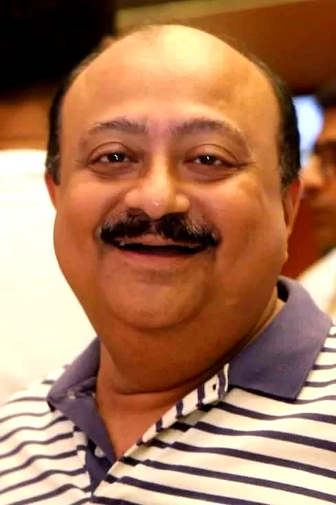  Abhijit Guha