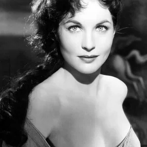 Photo star : Yvonne Furneaux