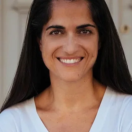  Stelana Kliris