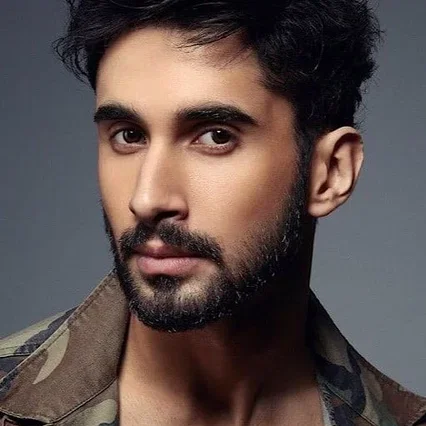  Lakshya Lalwani