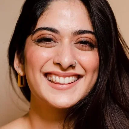  Tanya Maniktala