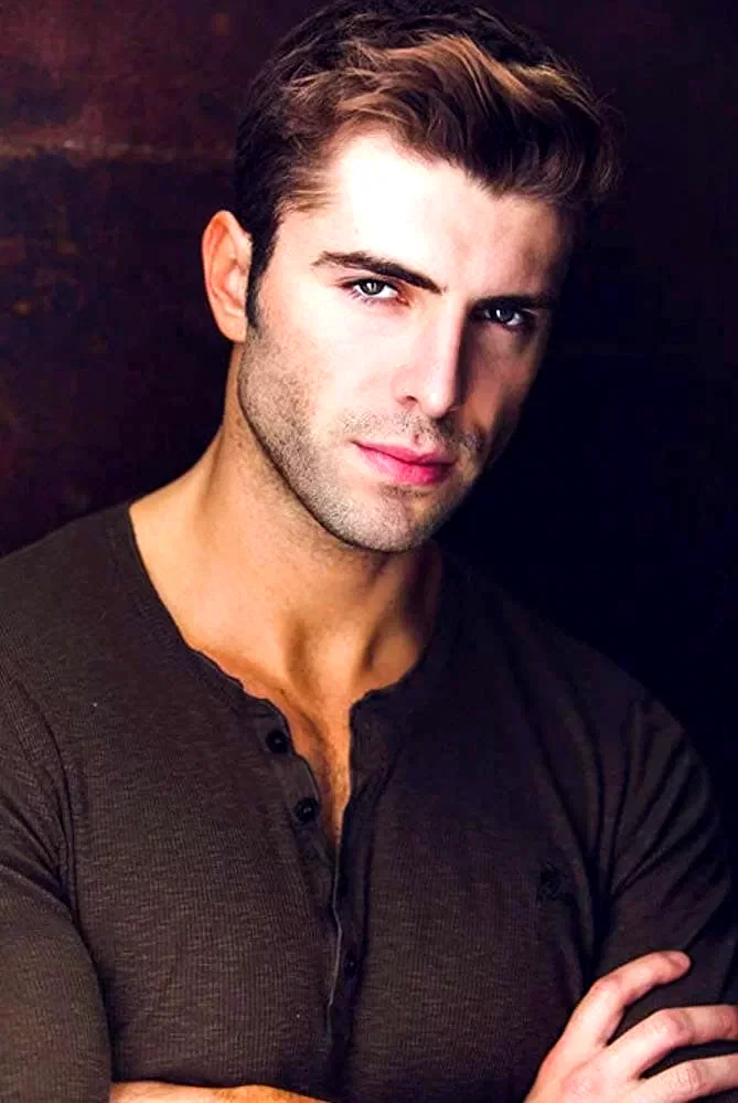  Myles Clohessy