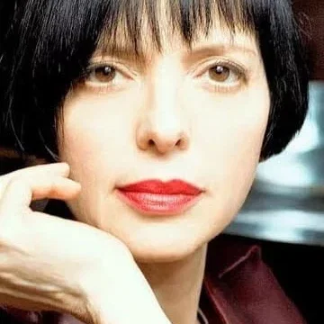  Helen Schneider