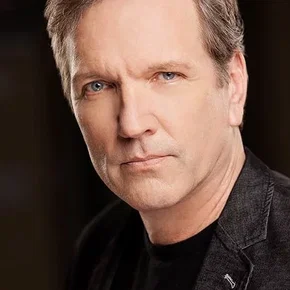 Photo star : Martin Donovan