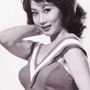  淡路恵子