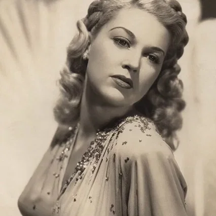 Joan Shawlee