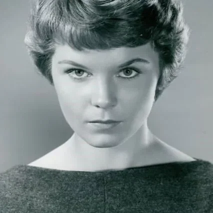  Diane Varsi