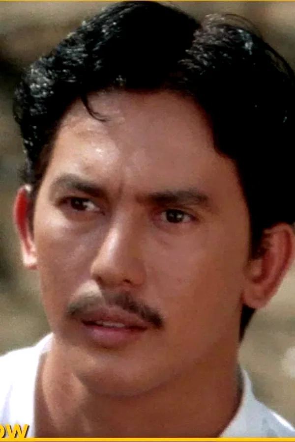  Phillip Salvador