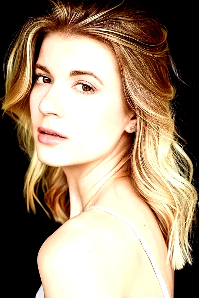  Emma Johnson
