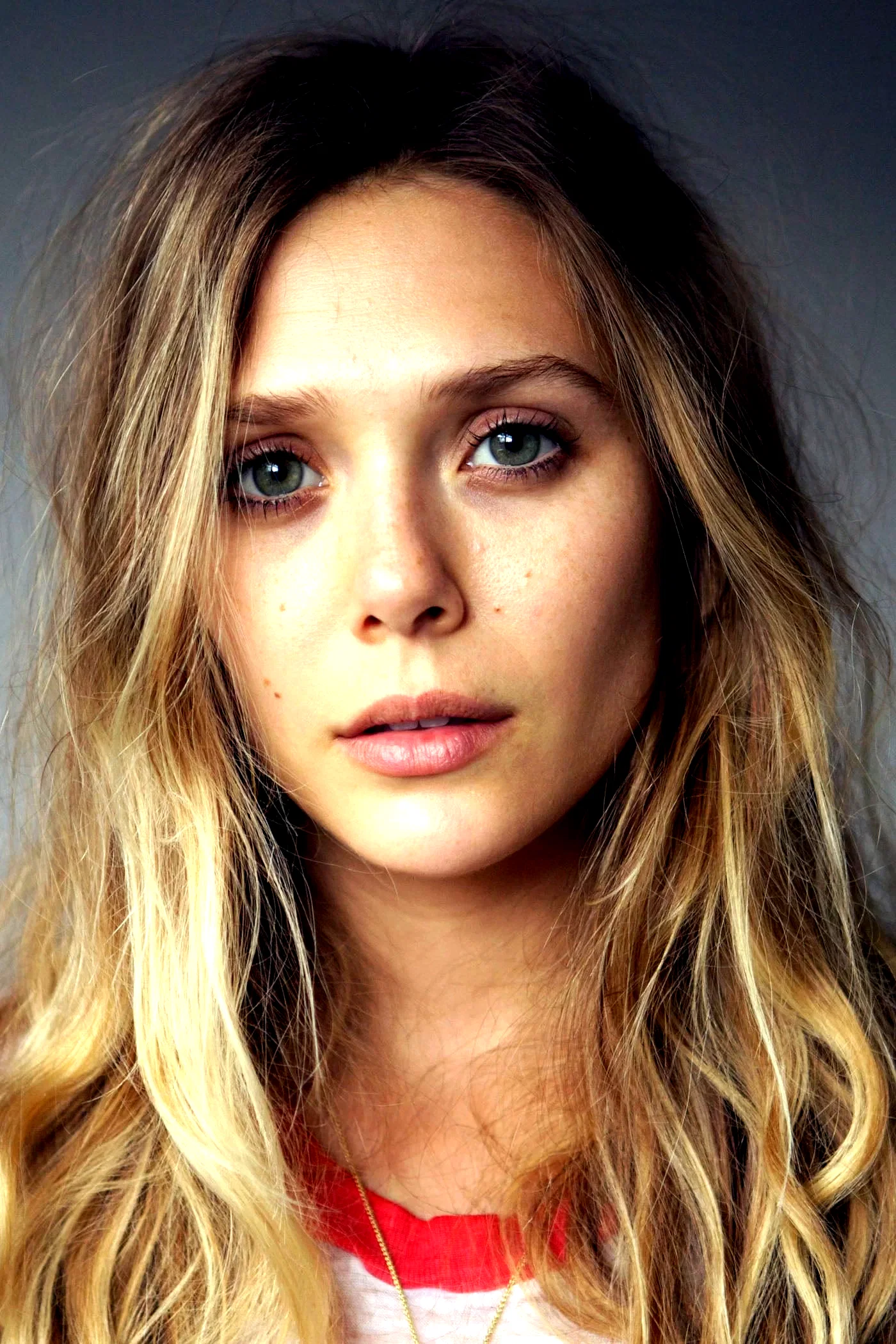 Elizabeth  Olsen 
