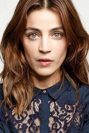  Ilse Salas photo
