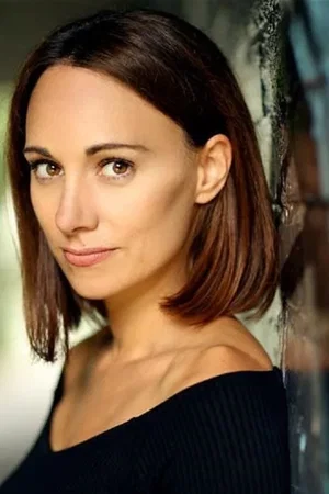  Lauren Harris photo