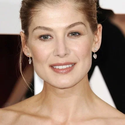 Rosamund Pike