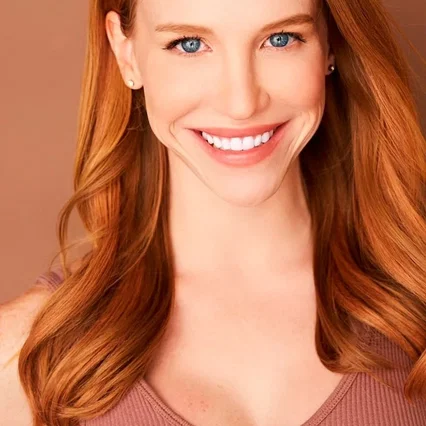  Leslie Stratton