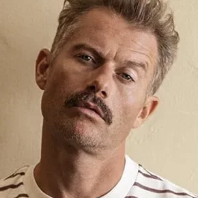 Photo star : James Badge Dale