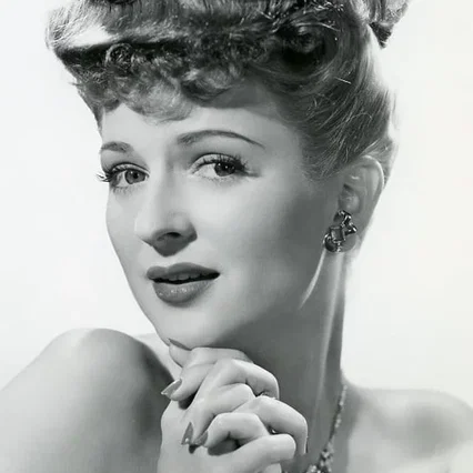  Joan Barclay